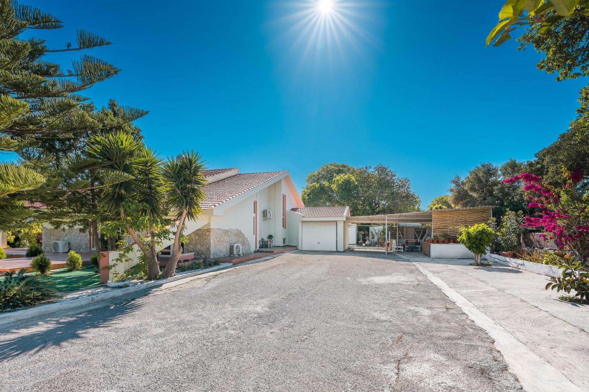 Artzy Villa Rhodes City Buitenkant foto